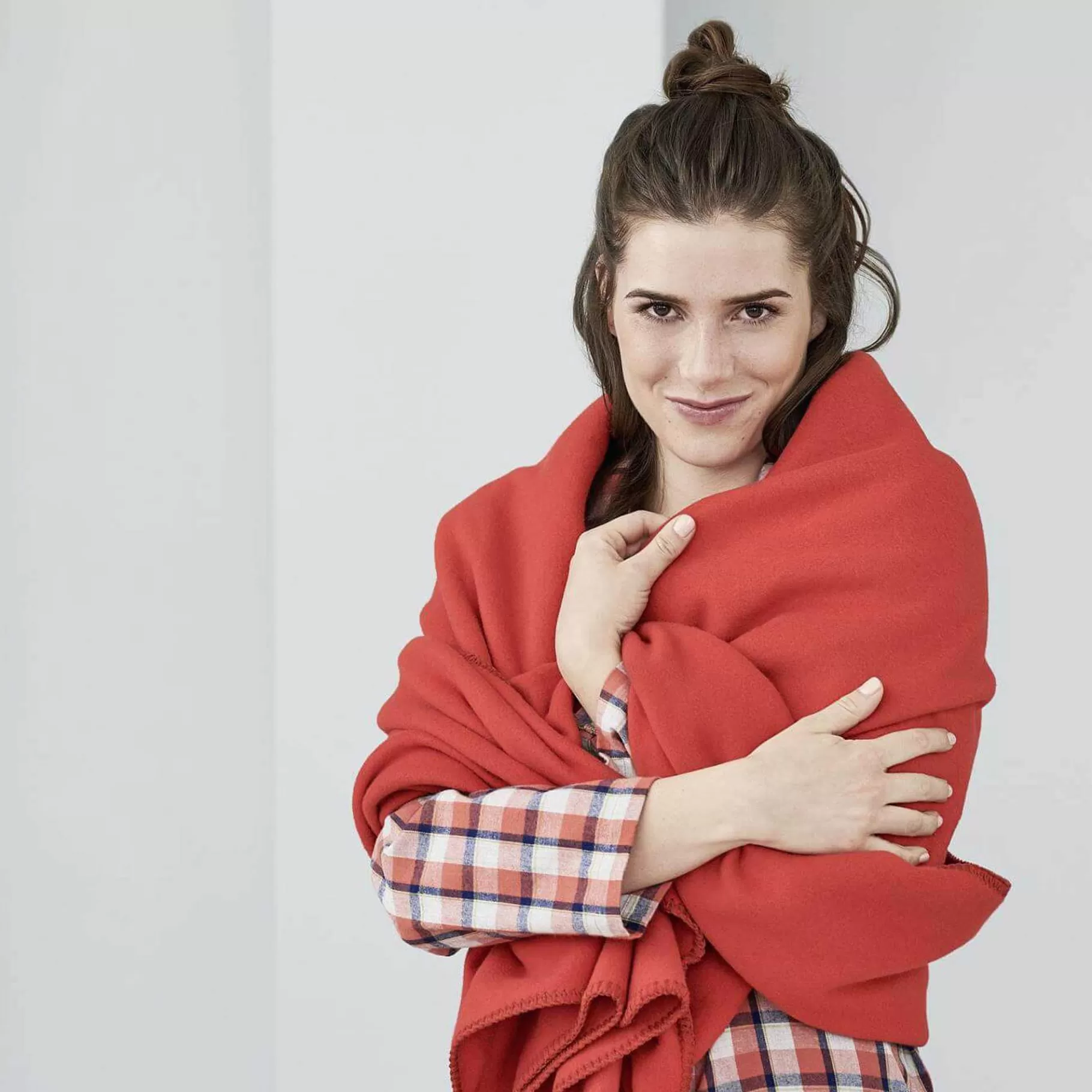 LIVING CRAFTS Cambridge - Fleece Plaid^ Blankets & Throws