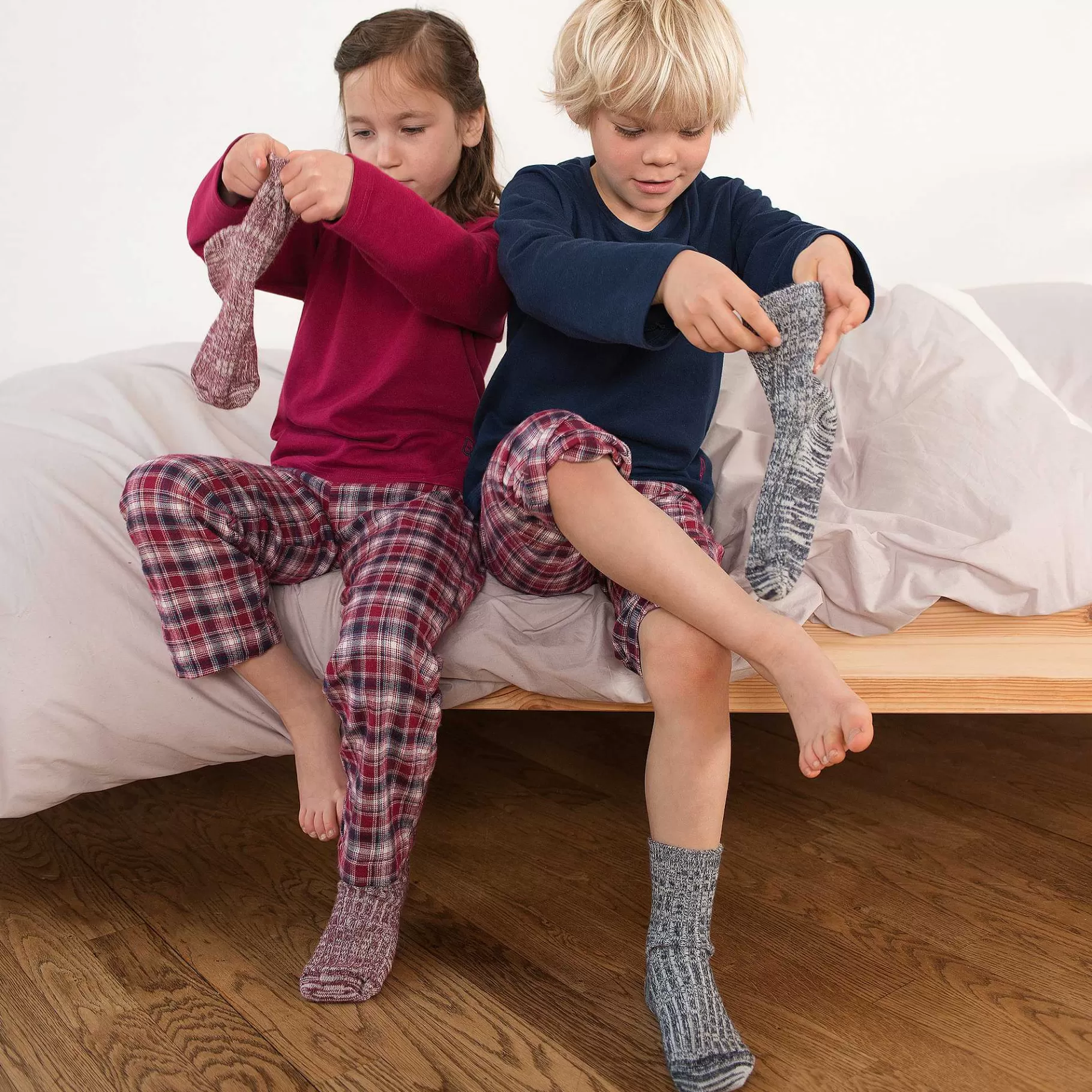 LIVING CRAFTS - Norwegian Socks For Kids^Children Socks & Tights