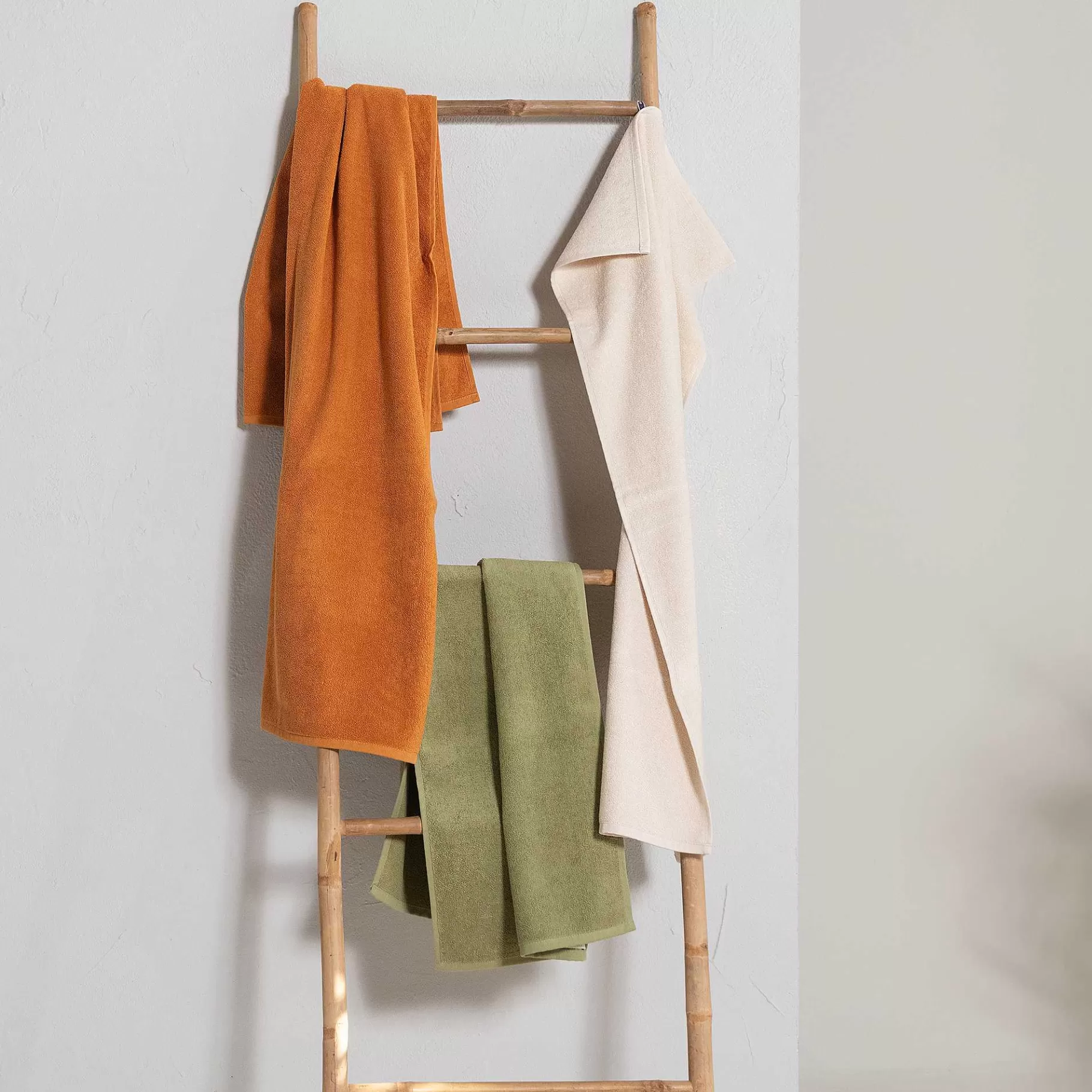 LIVING CRAFTS Orlando - Hand Towel^ Bathroom & Spa
