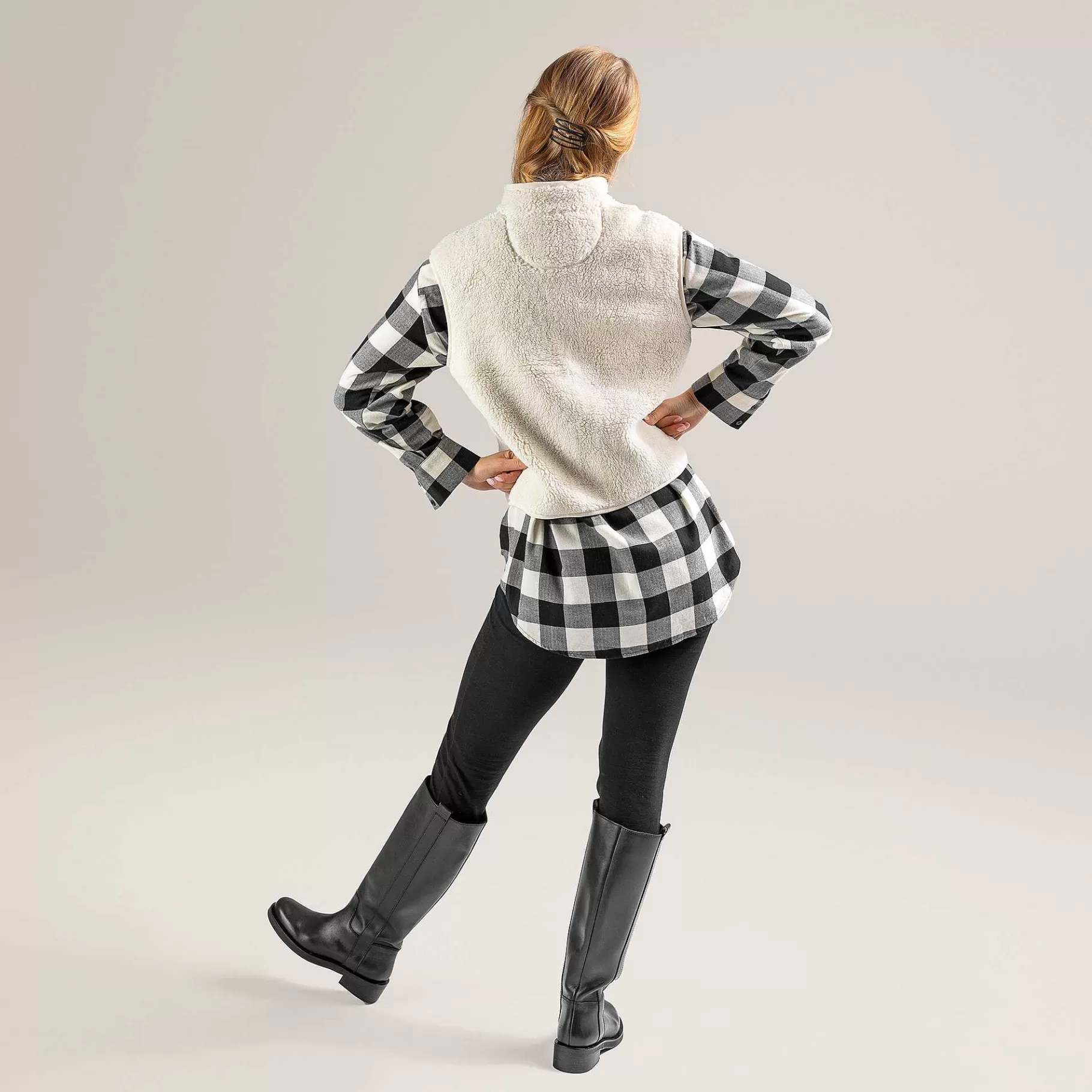 LIVING CRAFTS Pepa - Vest^Wome Cardigans & Jackets